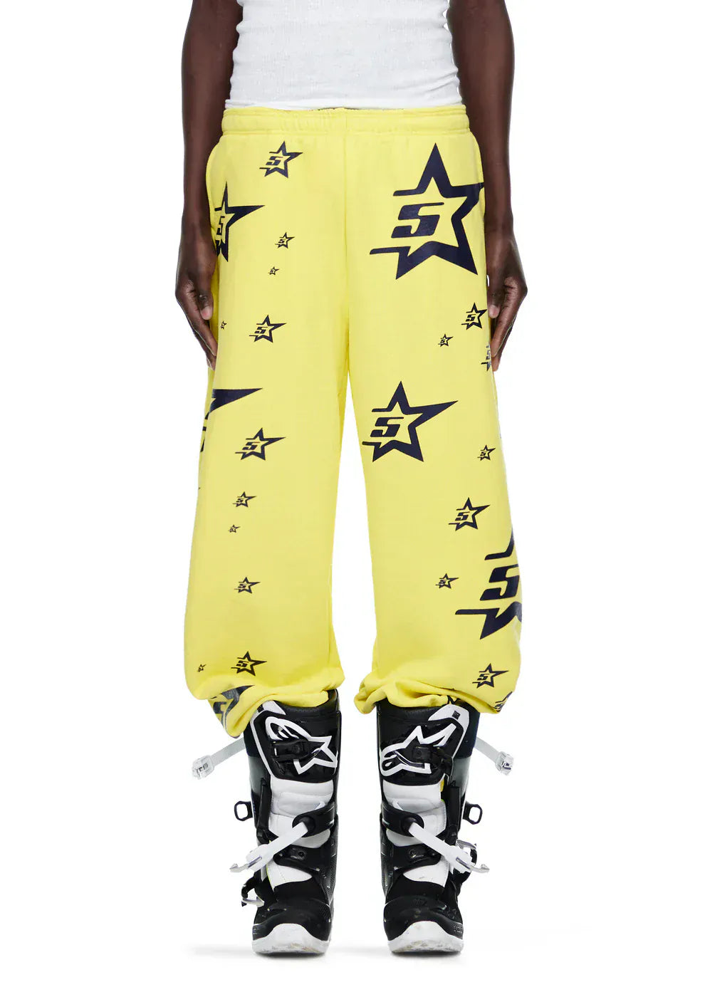 Sp5der Sweatpants – Unisex Yellow Cotton Sweatpants with All-Over Star Print