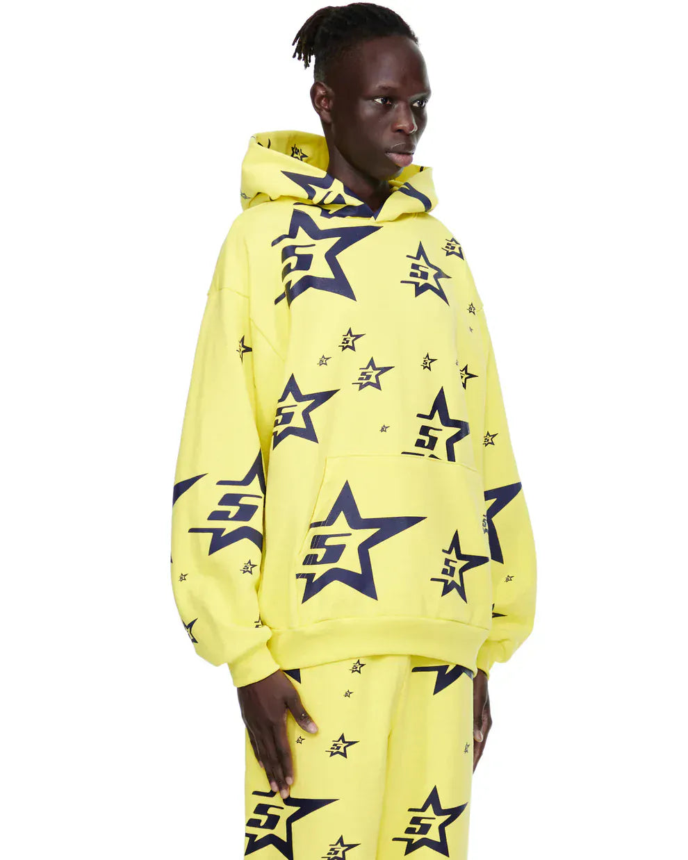 Yellow All-Over Star Graphic Hoodie – Comfort Fit Pullover Hoodie